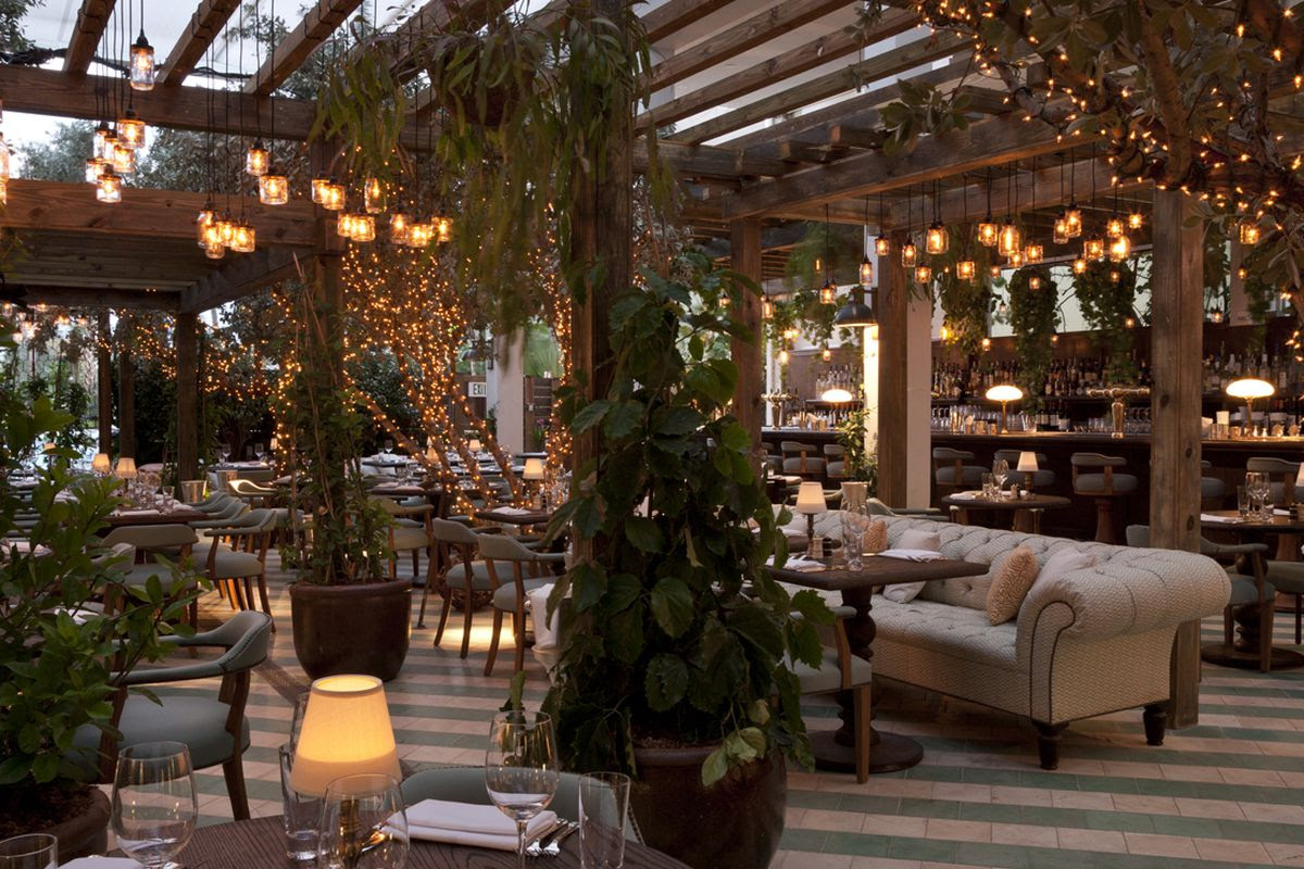 Local Outdoor Miami Hangouts We Love